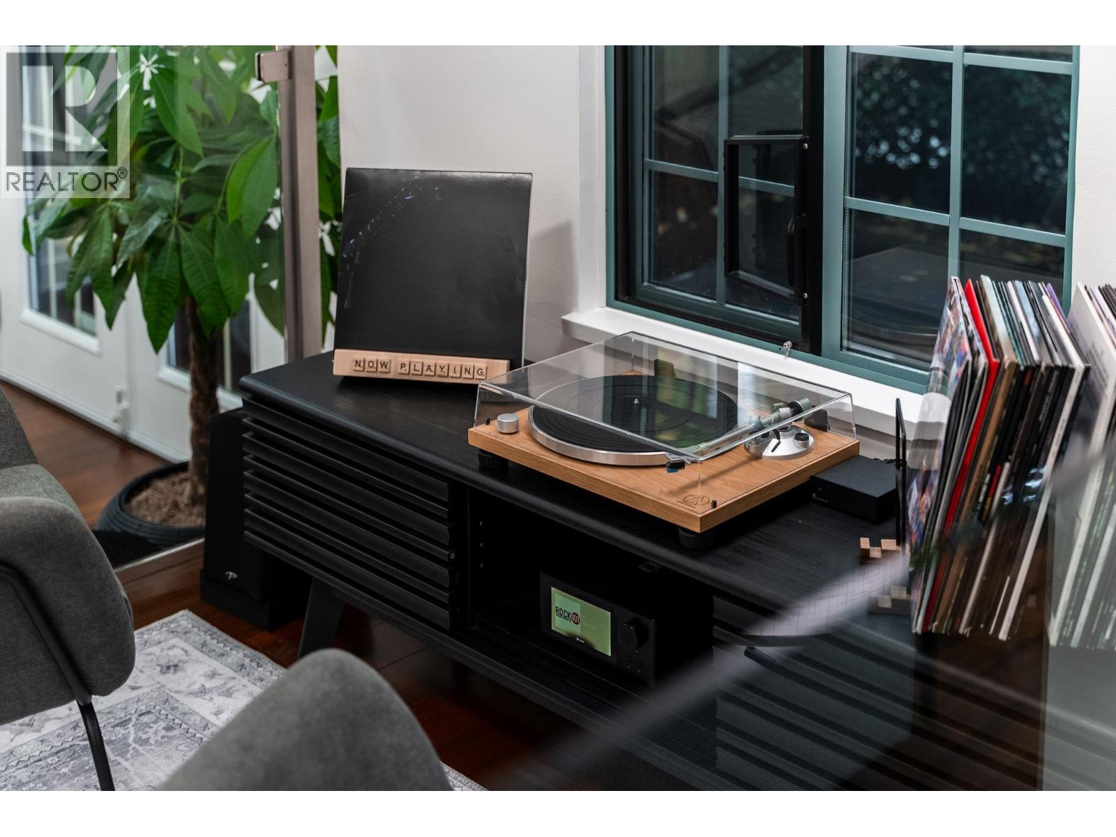 898 Hamilton Street, Vancouver, British Columbia  V6B 5W4 - Photo 19 - R3058165