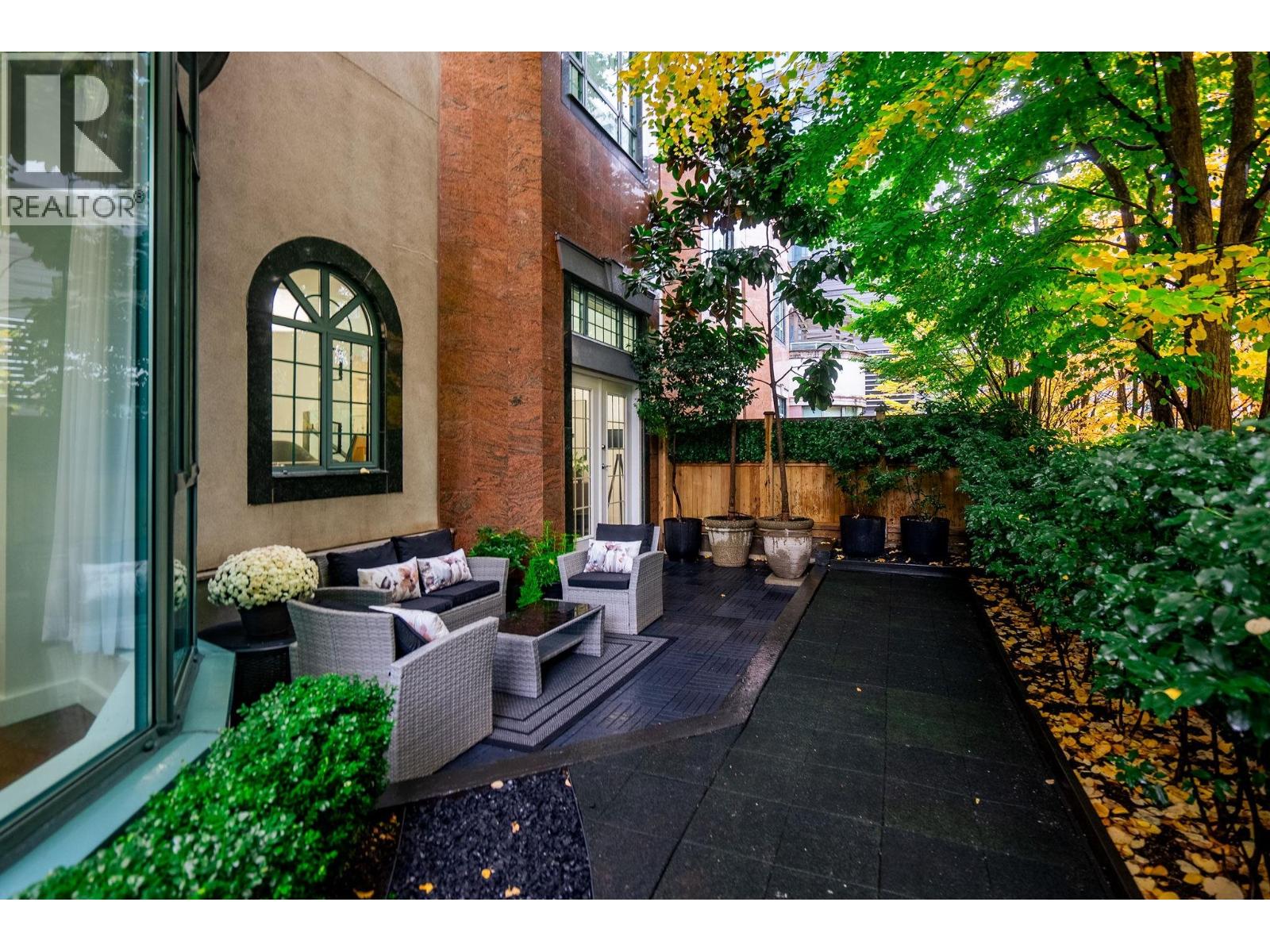 898 Hamilton Street, Vancouver, British Columbia  V6B 5W4 - Photo 22 - R3058165