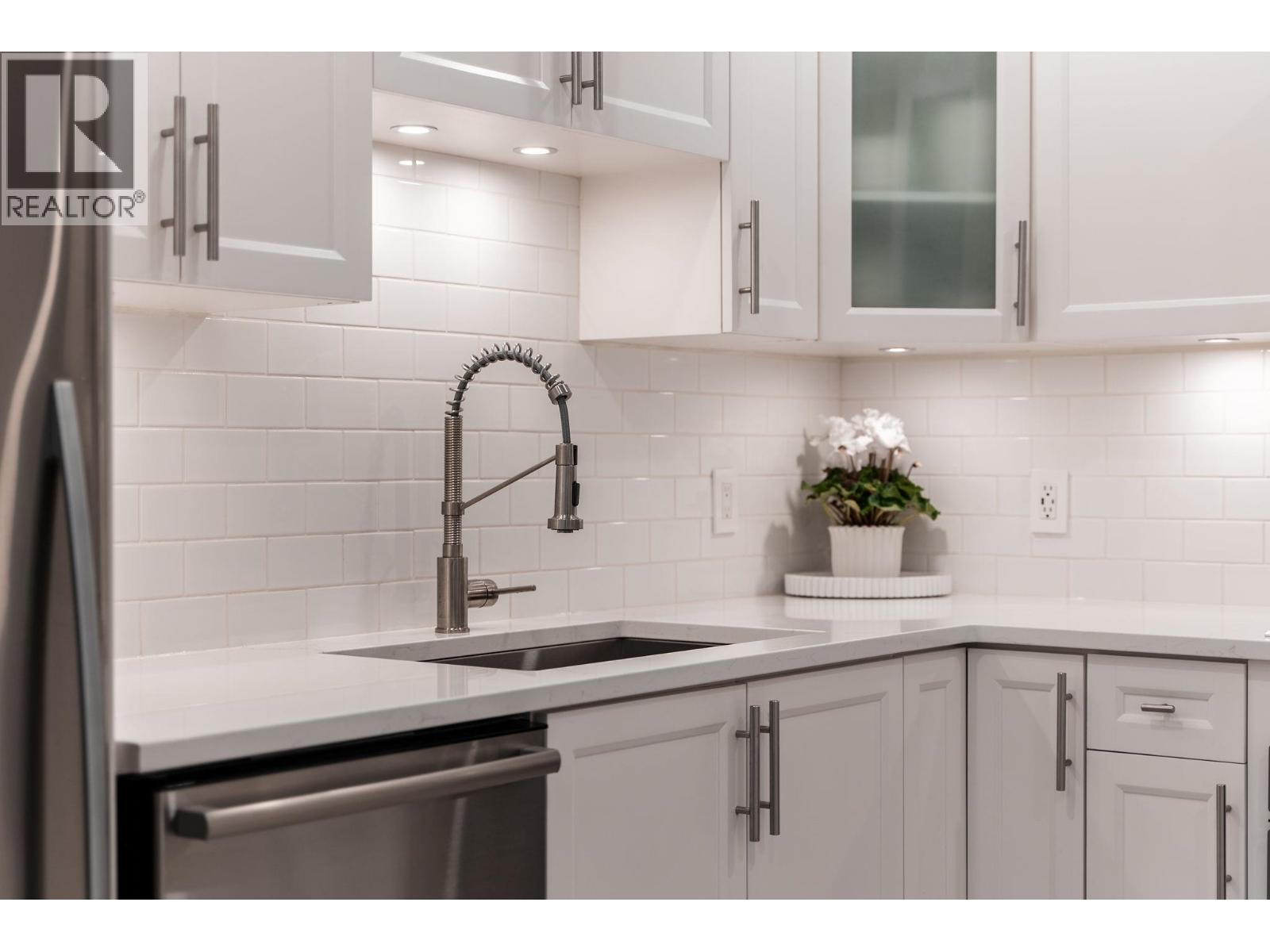 898 Hamilton Street, Vancouver, British Columbia  V6B 5W4 - Photo 30 - R3058165