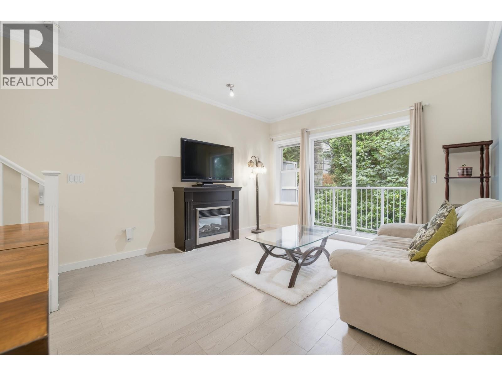 15 730 Farrow Street, Coquitlam, British Columbia  V3J 7Y7 - Photo 11 - R3058169