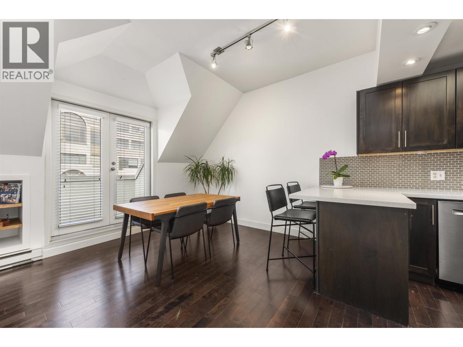 1858 W 1st Avenue, Vancouver, British Columbia  V6J 1G5 - Photo 11 - R3058174