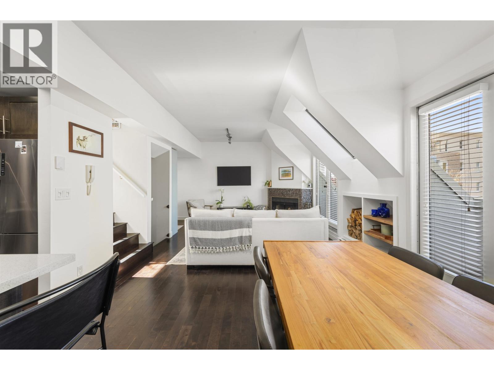 1858 W 1st Avenue, Vancouver, British Columbia  V6J 1G5 - Photo 4 - R3058174