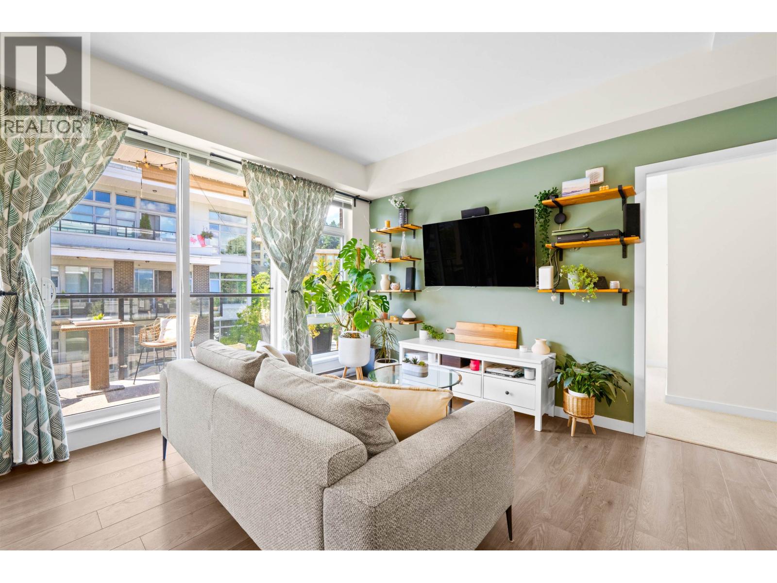 305 28 E Royal Avenue, New Westminster, British Columbia  V3L 0B7 - Photo 11 - R3058186