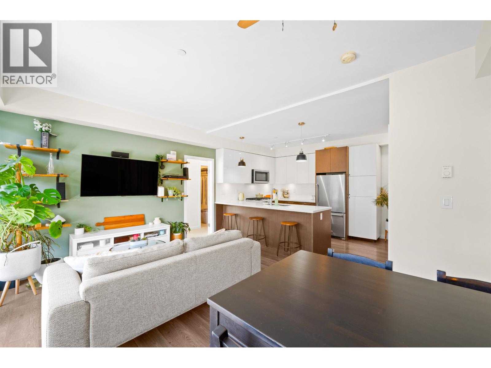 305 28 E Royal Avenue, New Westminster, British Columbia  V3L 0B7 - Photo 12 - R3058186