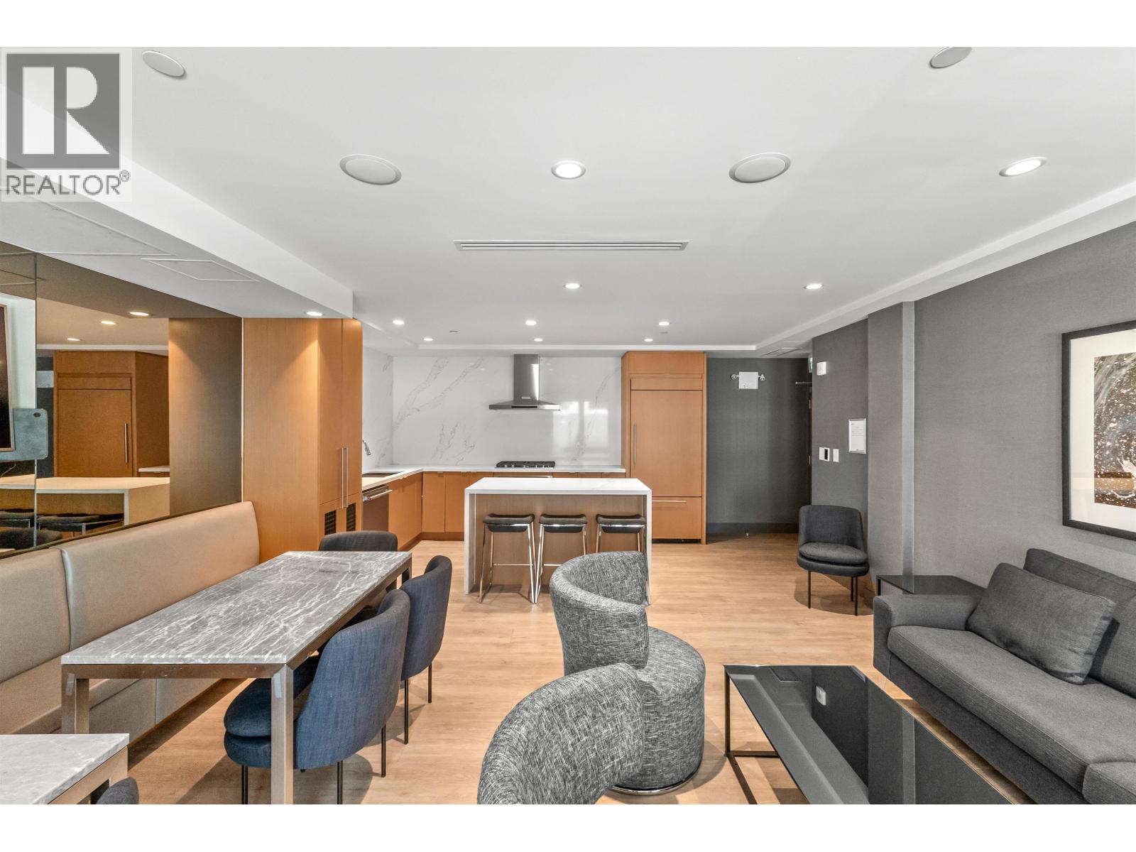 305 28 E Royal Avenue, New Westminster, British Columbia  V3L 0B7 - Photo 32 - R3058186