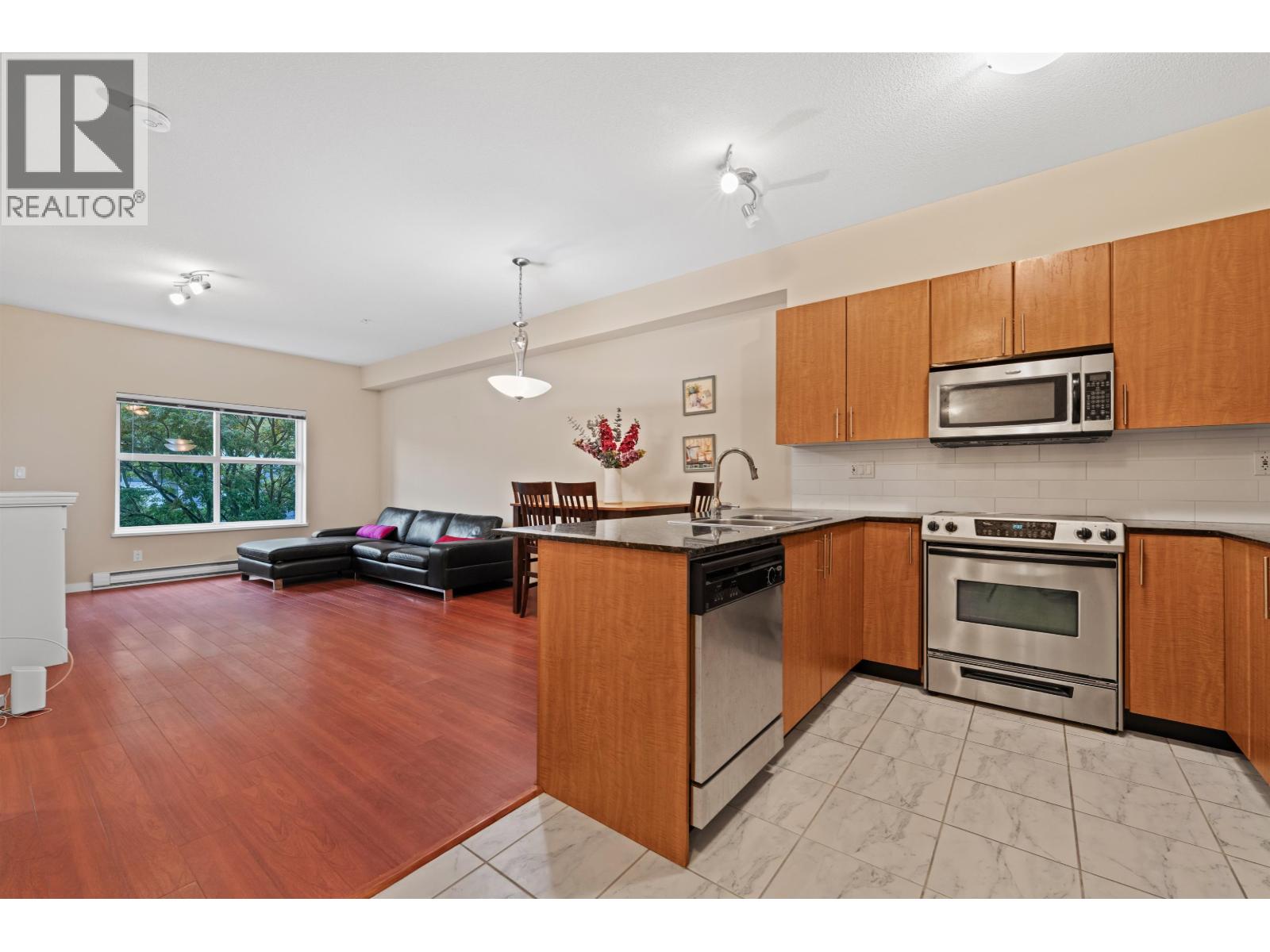 204 2488 Kelly Avenue, Port Coquitlam, British Columbia  V3C 1Y4 - Photo 12 - R3058188