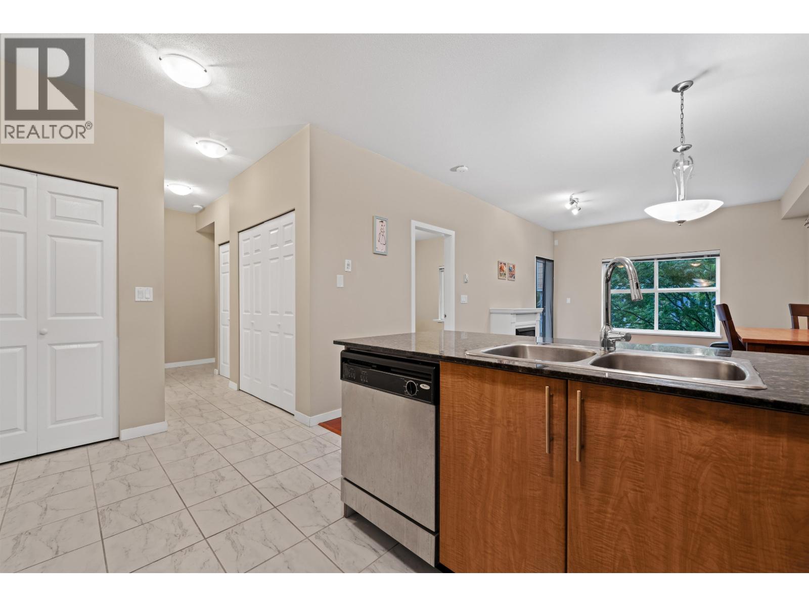 204 2488 Kelly Avenue, Port Coquitlam, British Columbia  V3C 1Y4 - Photo 14 - R3058188