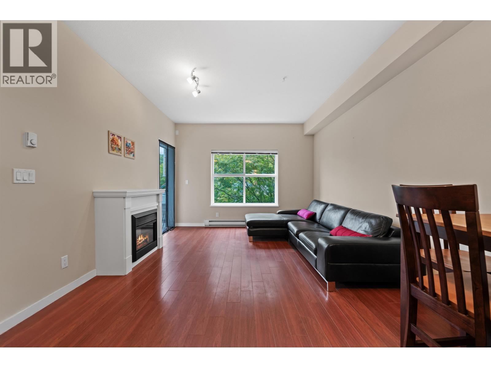 204 2488 Kelly Avenue, Port Coquitlam, British Columbia  V3C 1Y4 - Photo 2 - R3058188