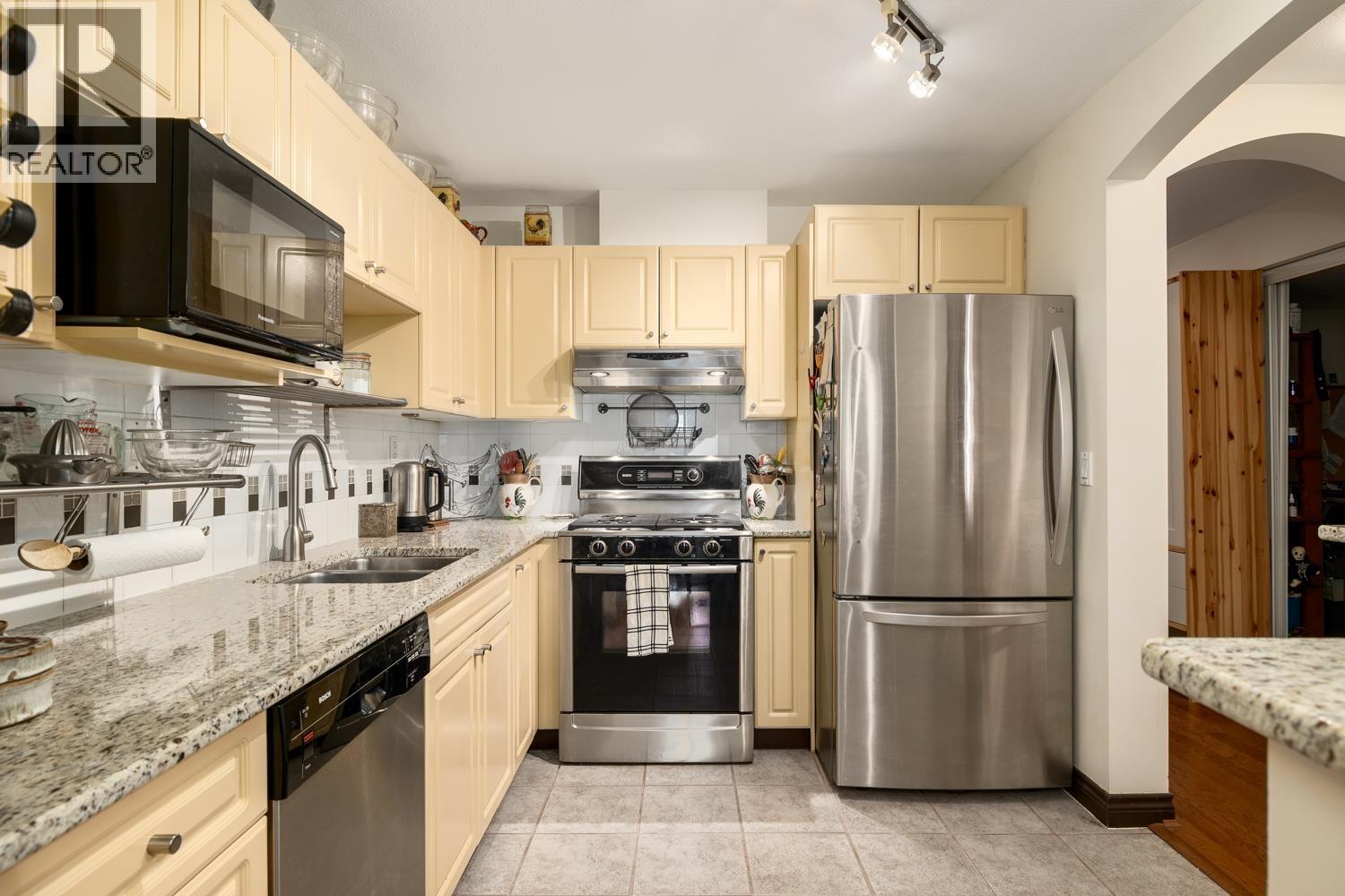 206 5723 Collingwood Street, Vancouver, British Columbia  V6N 4K6 - Photo 10 - R3058191