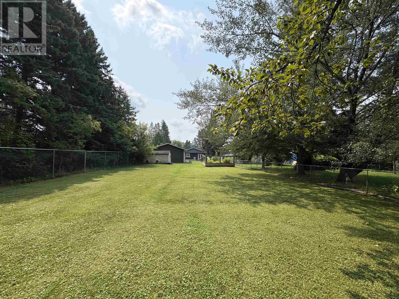 1702 Sunset Dr, Fort Frances, Ontario  P9A 2V1 - Photo 44 - TB253215