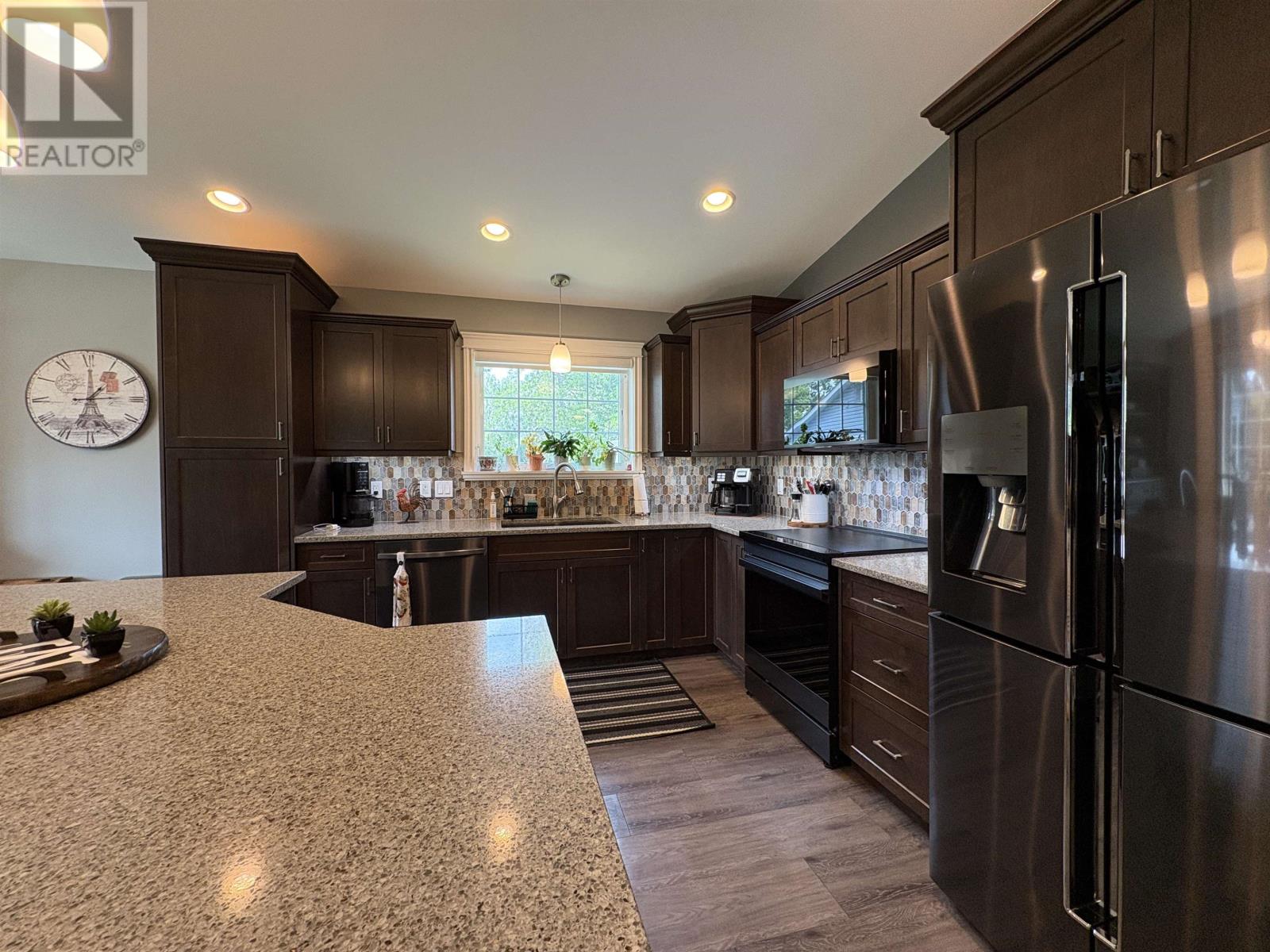 1702 Sunset Dr, Fort Frances, Ontario  P9A 2V1 - Photo 9 - TB253215