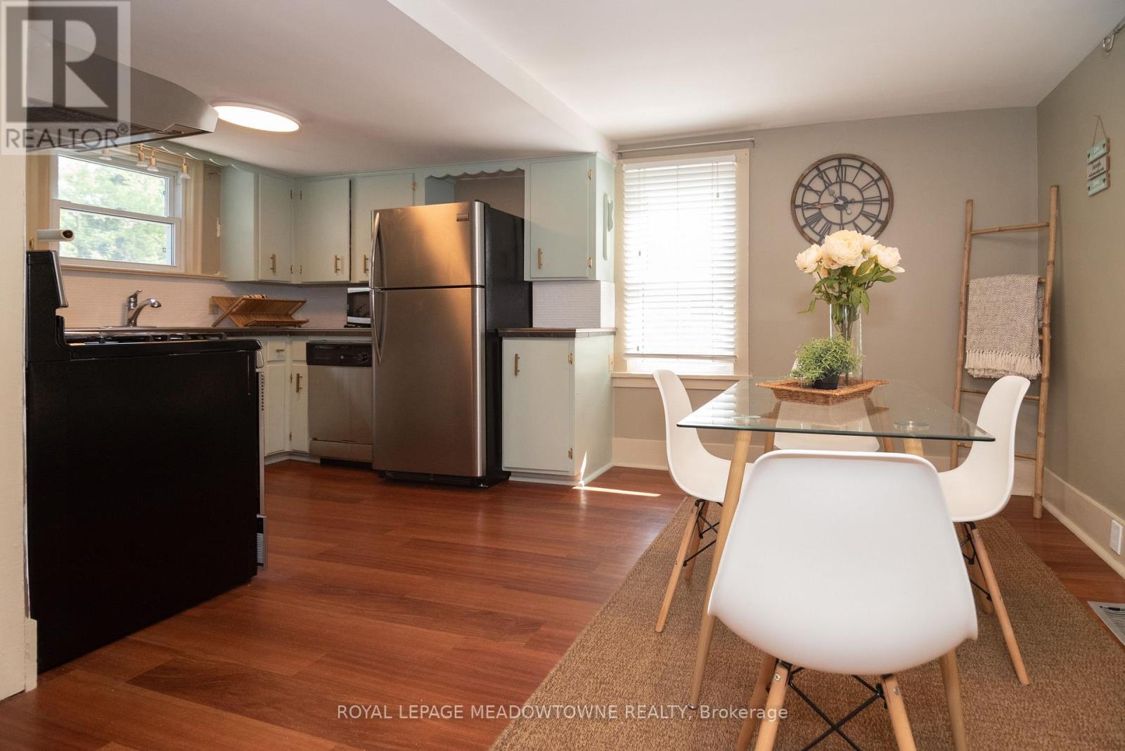 5853 Mcleod Road, Niagara Falls, Ontario  L2G 3E5 - Photo 12 - X12461479