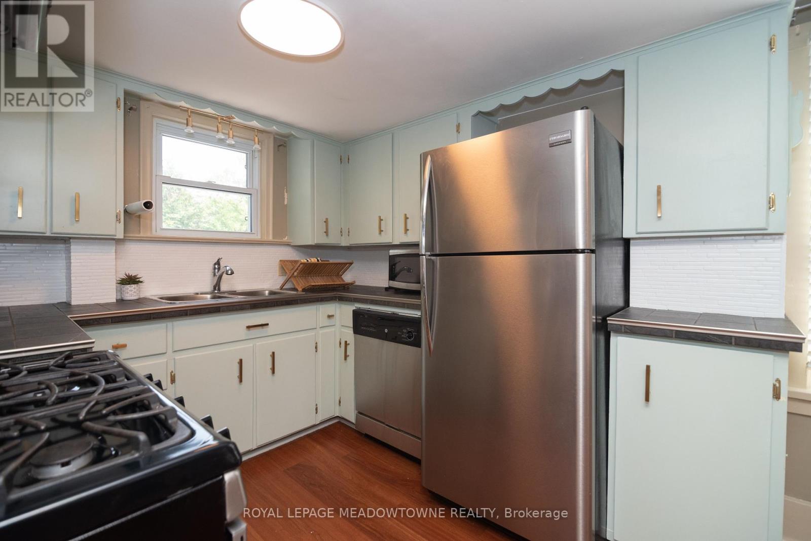 5853 Mcleod Road, Niagara Falls, Ontario  L2G 3E5 - Photo 14 - X12461479