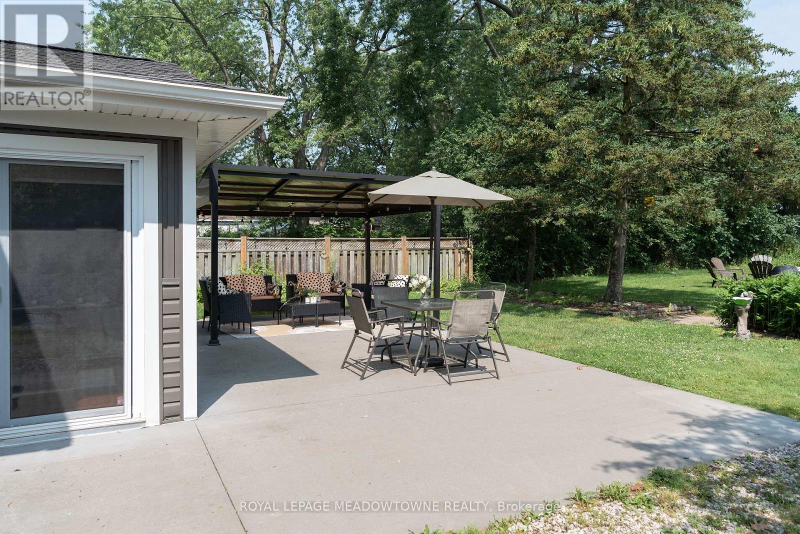 5853 Mcleod Road, Niagara Falls, Ontario  L2G 3E5 - Photo 29 - X12461479