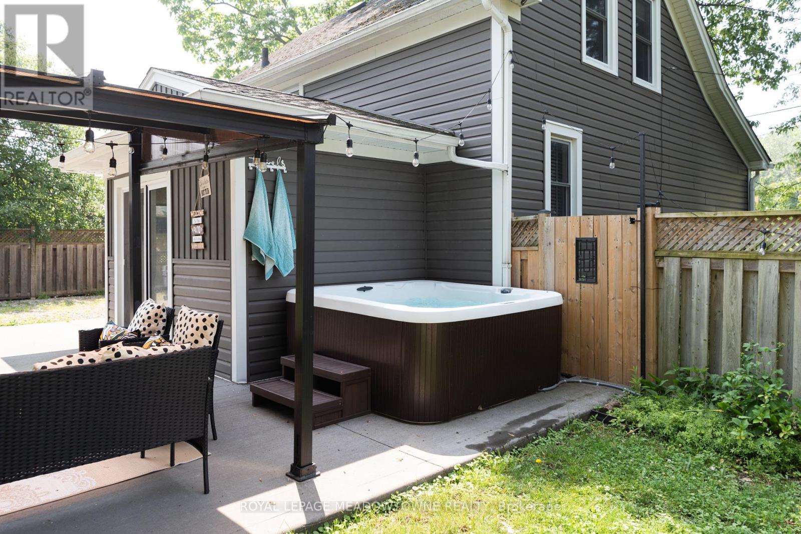 5853 Mcleod Road, Niagara Falls, Ontario  L2G 3E5 - Photo 37 - X12461479