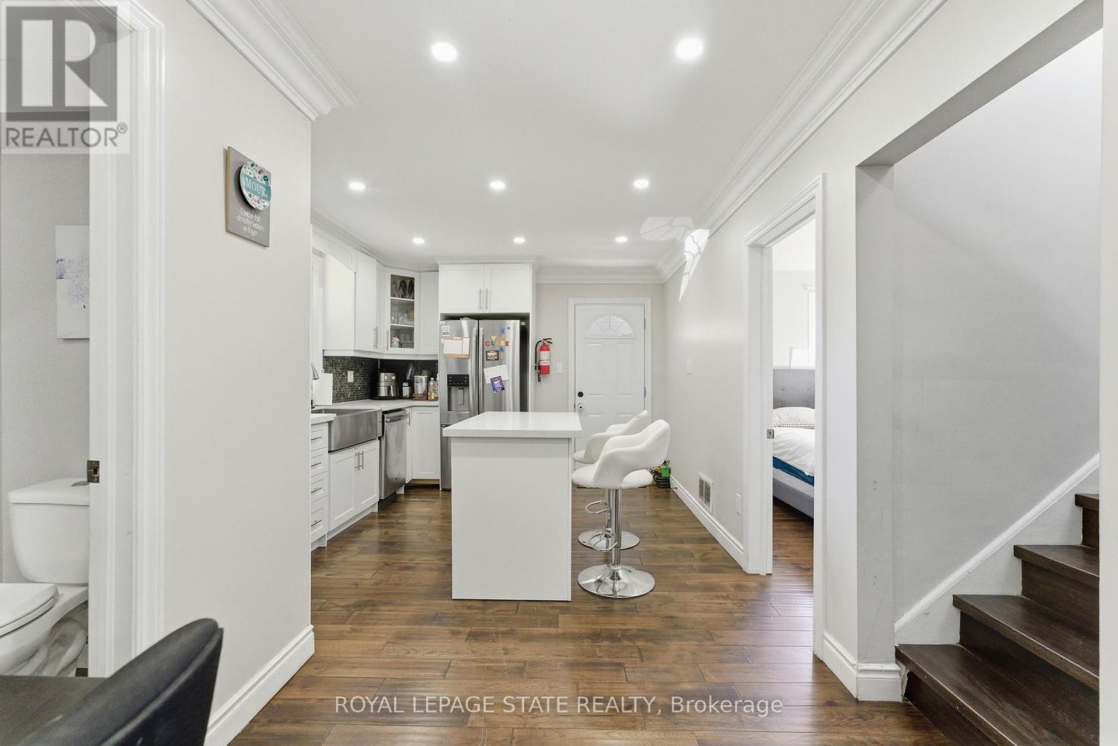 1 - 425 Upper Gage Avenue, Hamilton, Ontario  L8V 4H8 - Photo 10 - X12461500