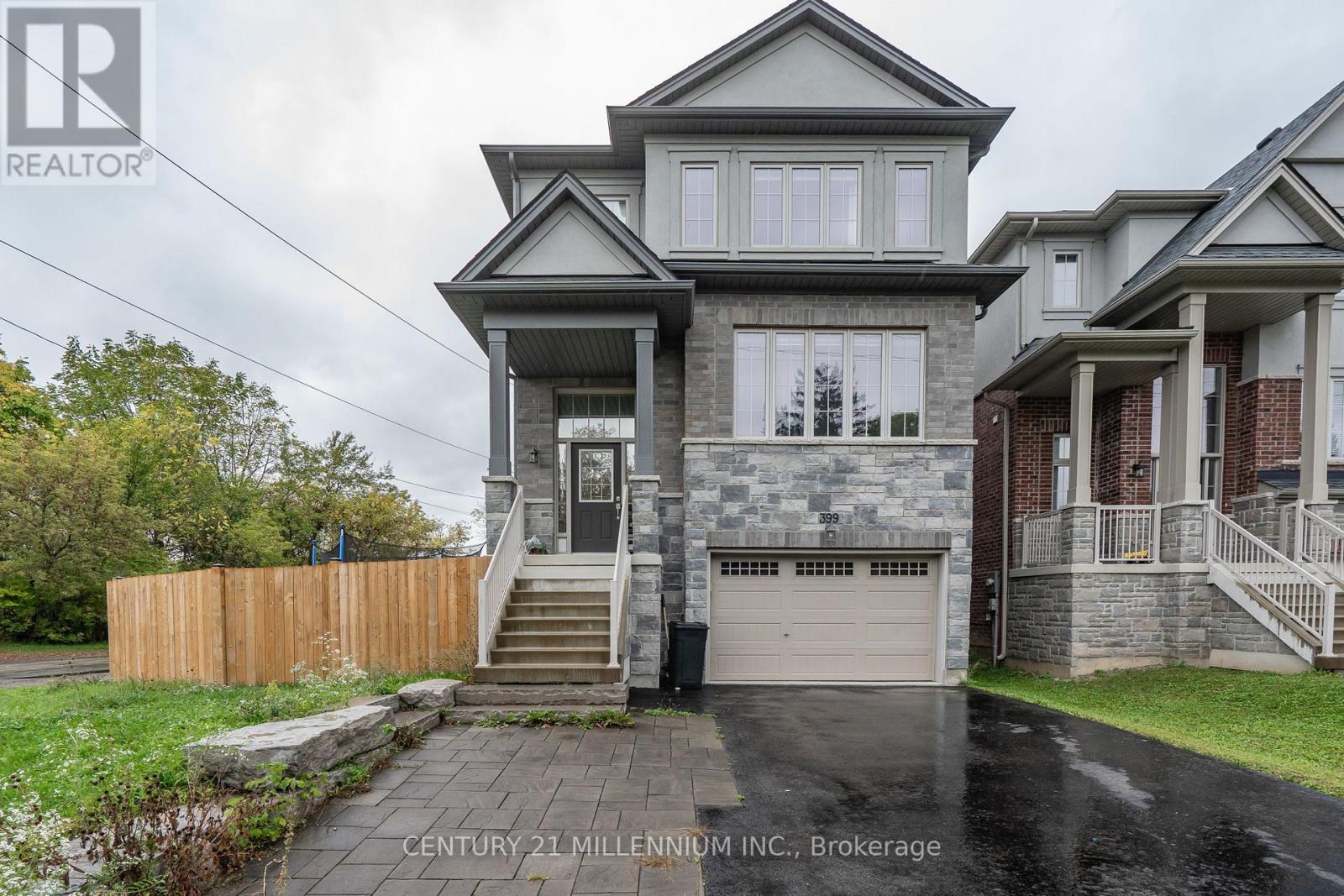 399 Erie Avenue, Brantford, Ontario  N3S 0E6 - Photo 2 - X12461512