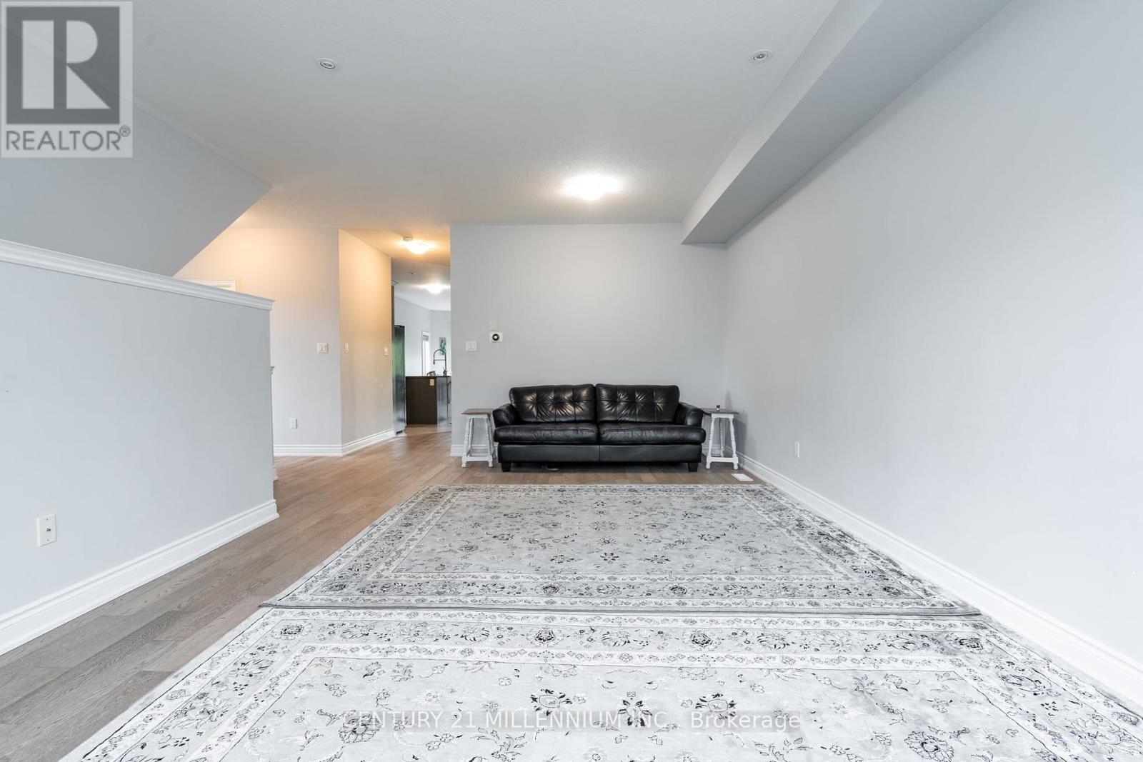 399 Erie Avenue, Brantford, Ontario  N3S 0E6 - Photo 9 - X12461512