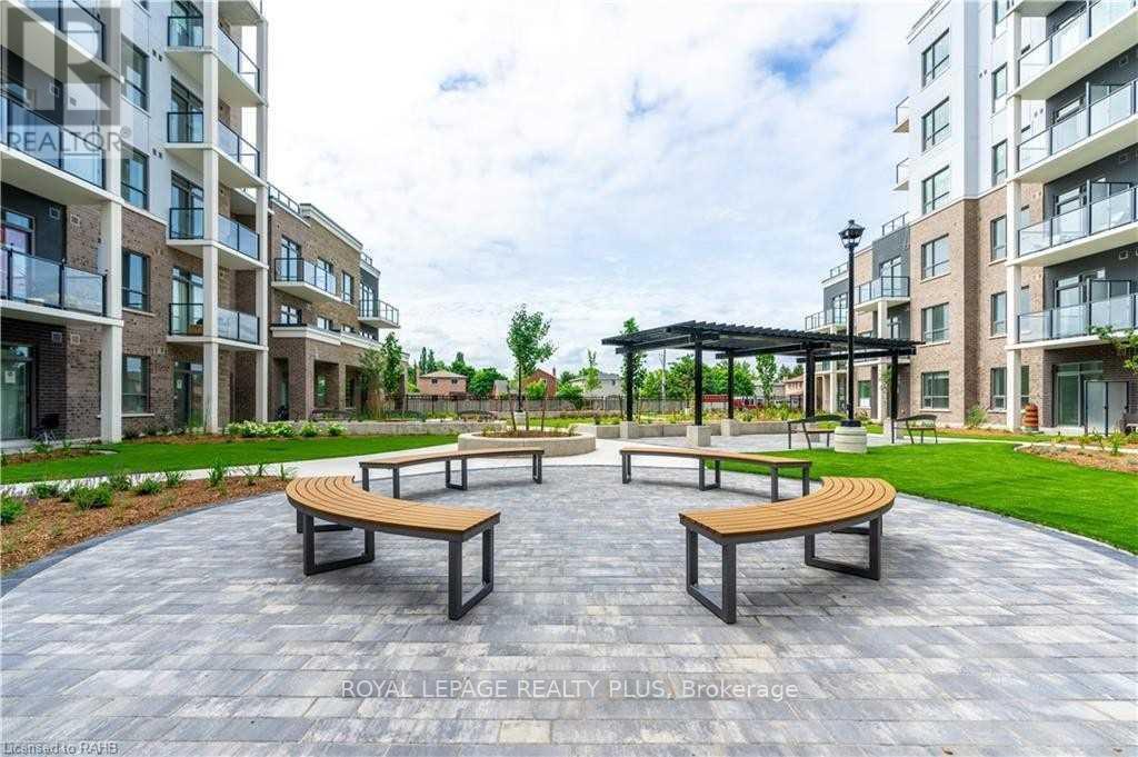 219 - 5055 Greenlane Road, Lincoln, Ontario  L3J 2J3 - Photo 11 - X12461514