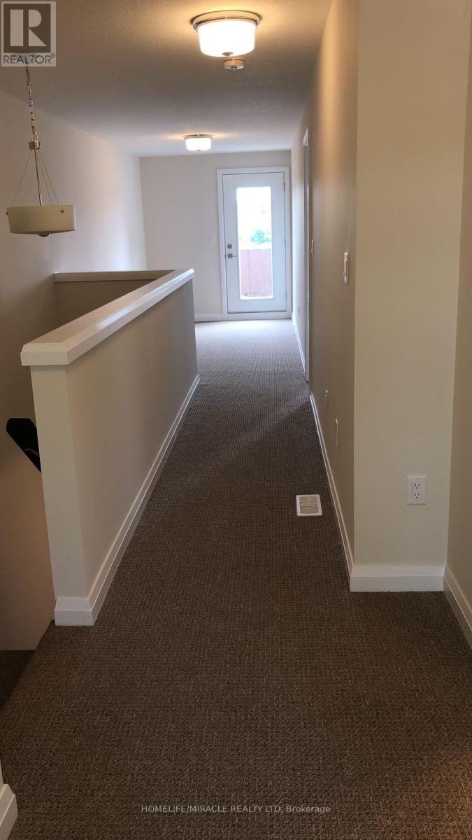 19 - 35 Midhurst Heights, Hamilton, Ontario  L8J 0K9 - Photo 17 - X12461543