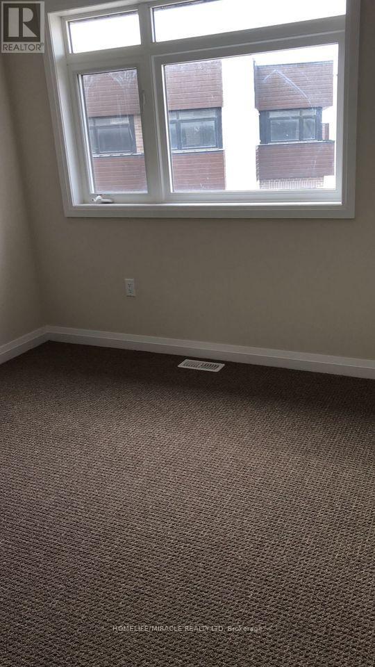 19 - 35 Midhurst Heights, Hamilton, Ontario  L8J 0K9 - Photo 18 - X12461543