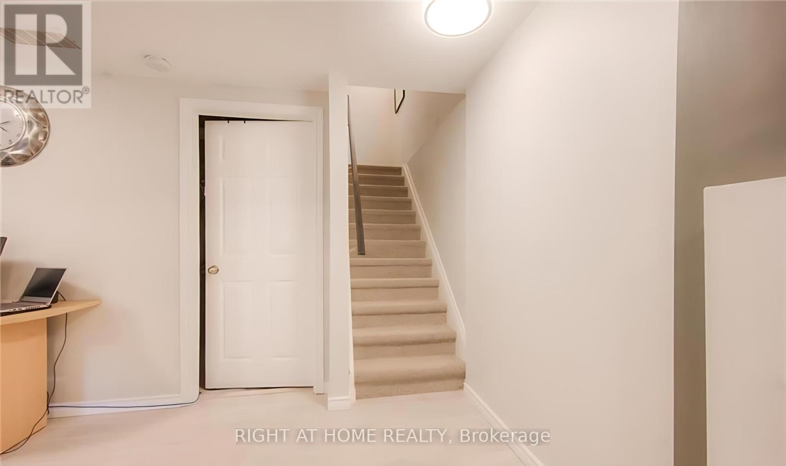 4 Meadowridge Street, Kitchener, Ontario  N2P 0E2 - Photo 17 - X12461553
