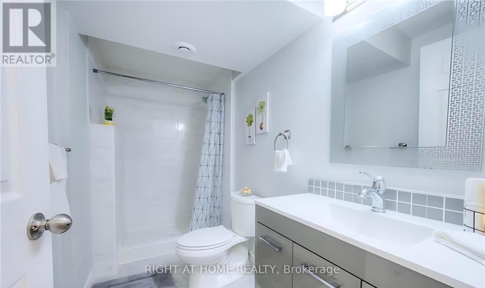 4 Meadowridge Street, Kitchener, Ontario  N2P 0E2 - Photo 20 - X12461553