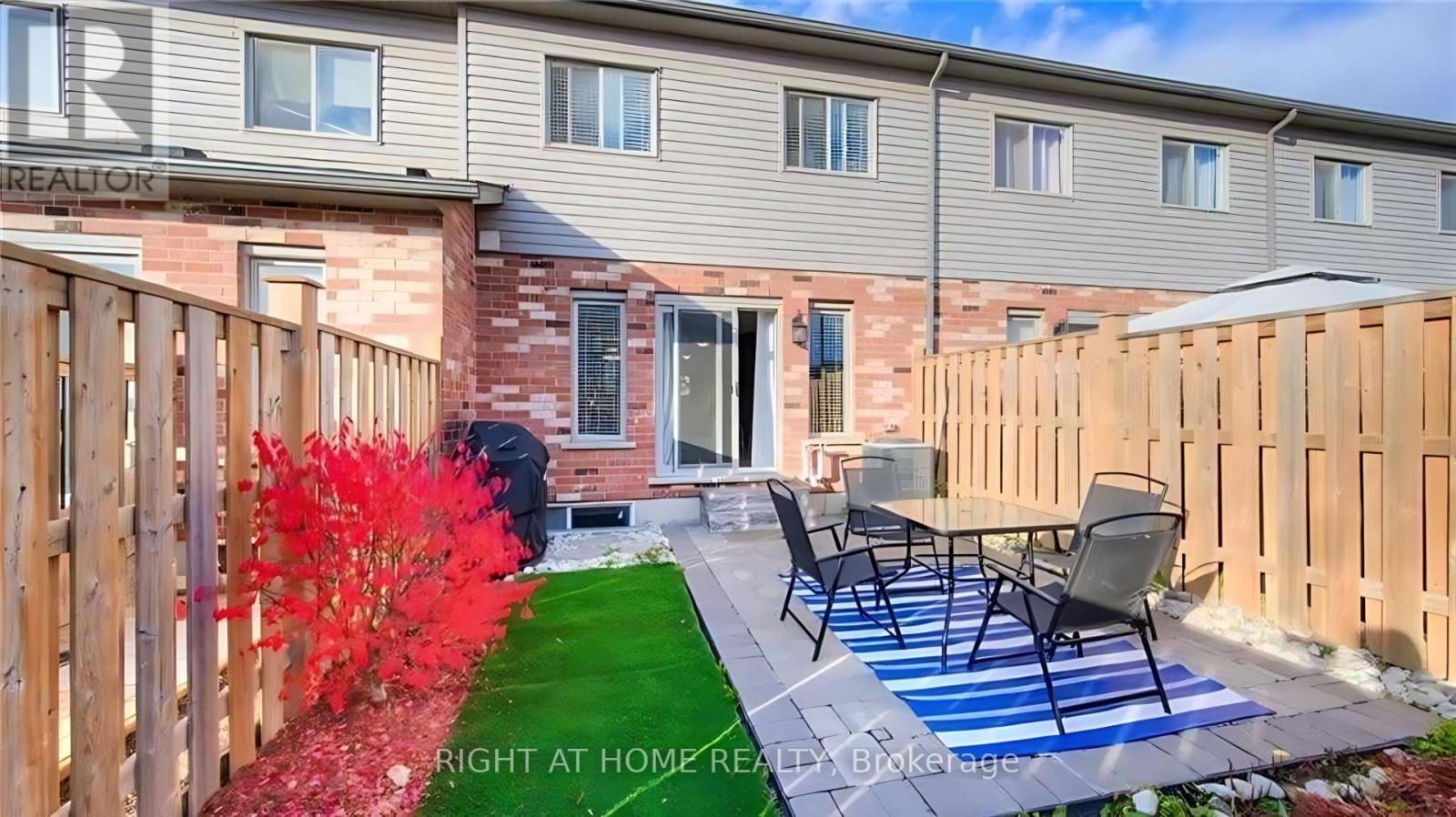 4 Meadowridge Street, Kitchener, Ontario  N2P 0E2 - Photo 25 - X12461553