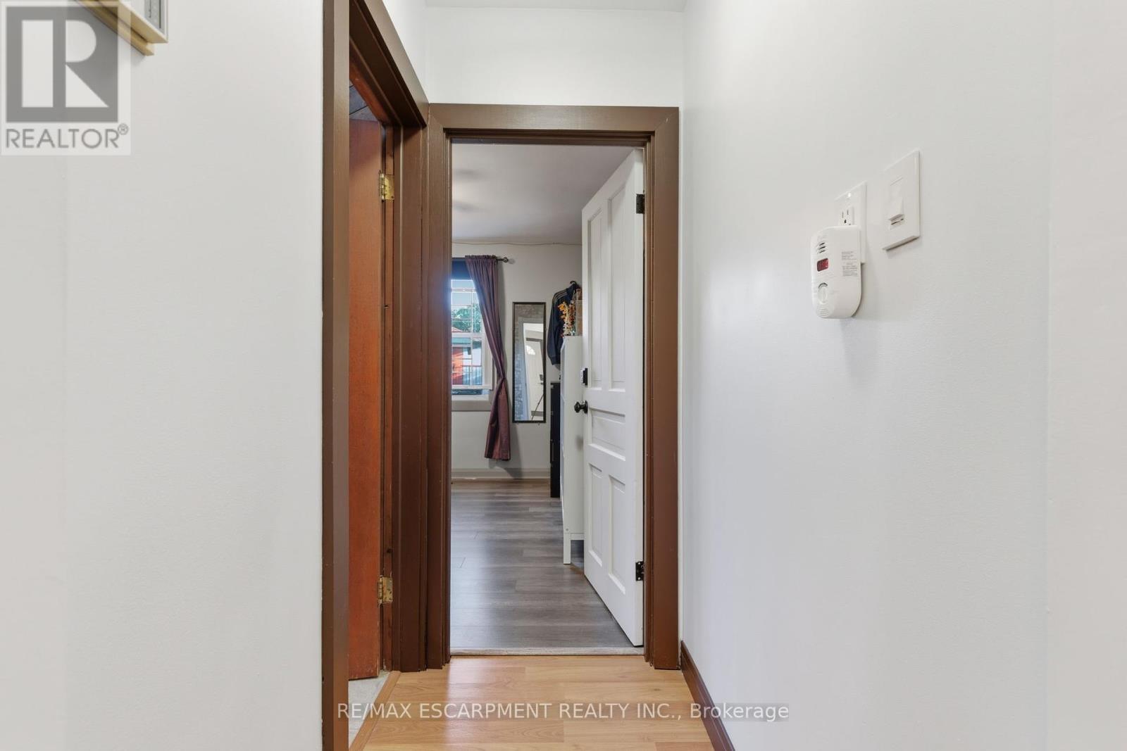 267 Thayer Avenue, Hamilton, Ontario  L9A 1J6 - Photo 18 - X12461566