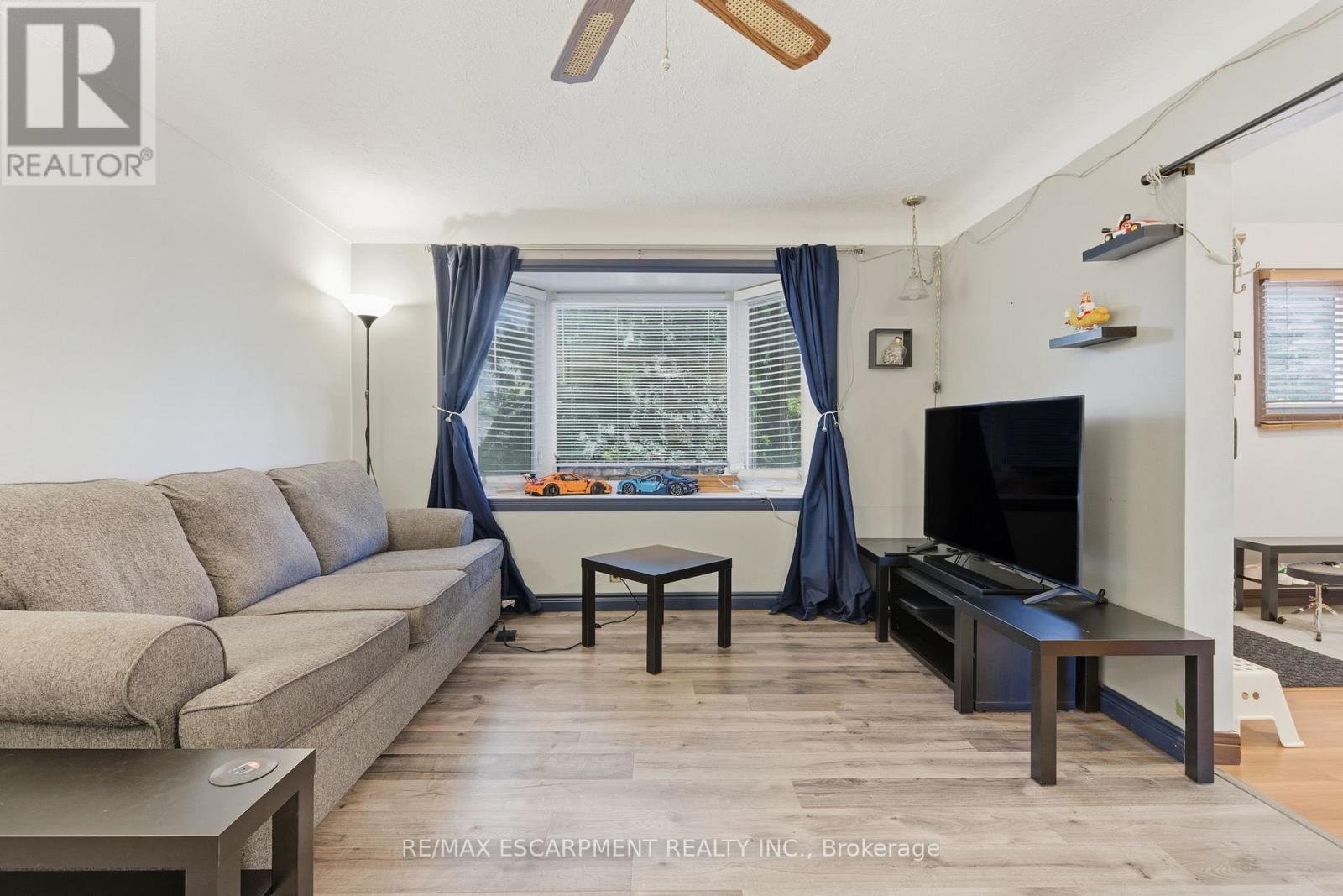 267 Thayer Avenue, Hamilton, Ontario  L9A 1J6 - Photo 8 - X12461566