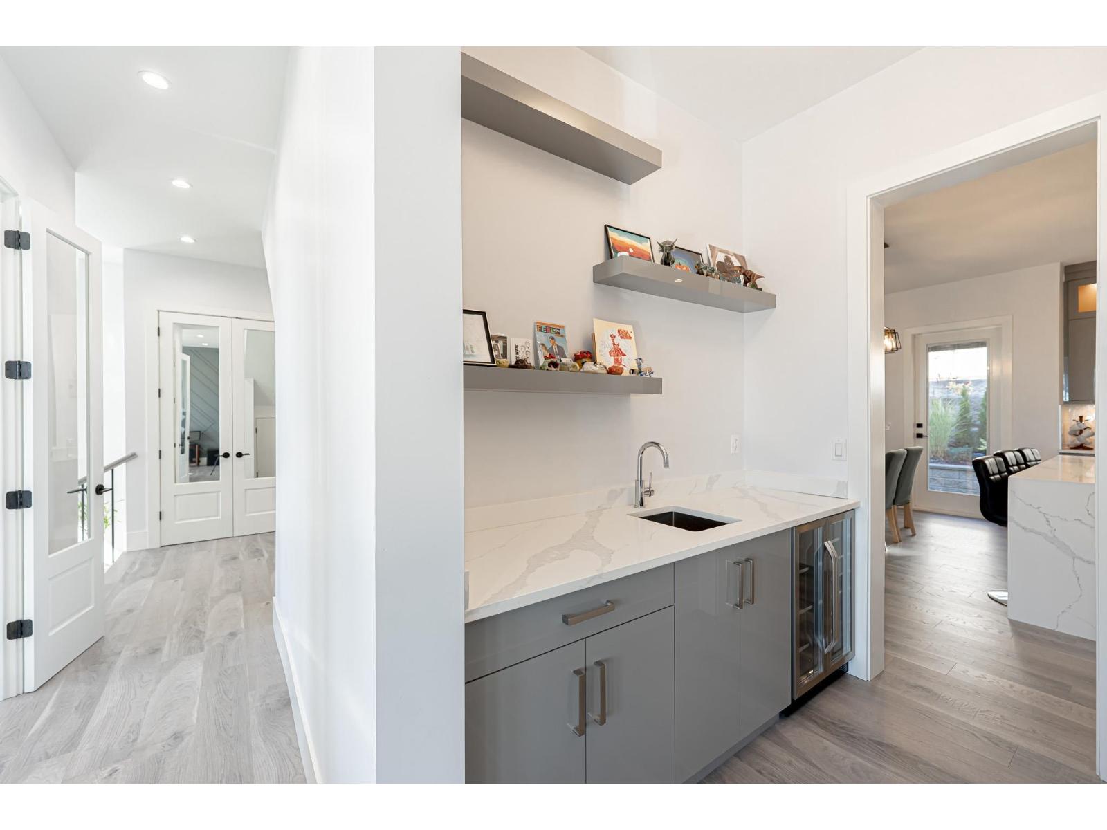 16755 16a Avenue, Surrey, British Columbia  V3Z 0B4 - Photo 14 - R3058127