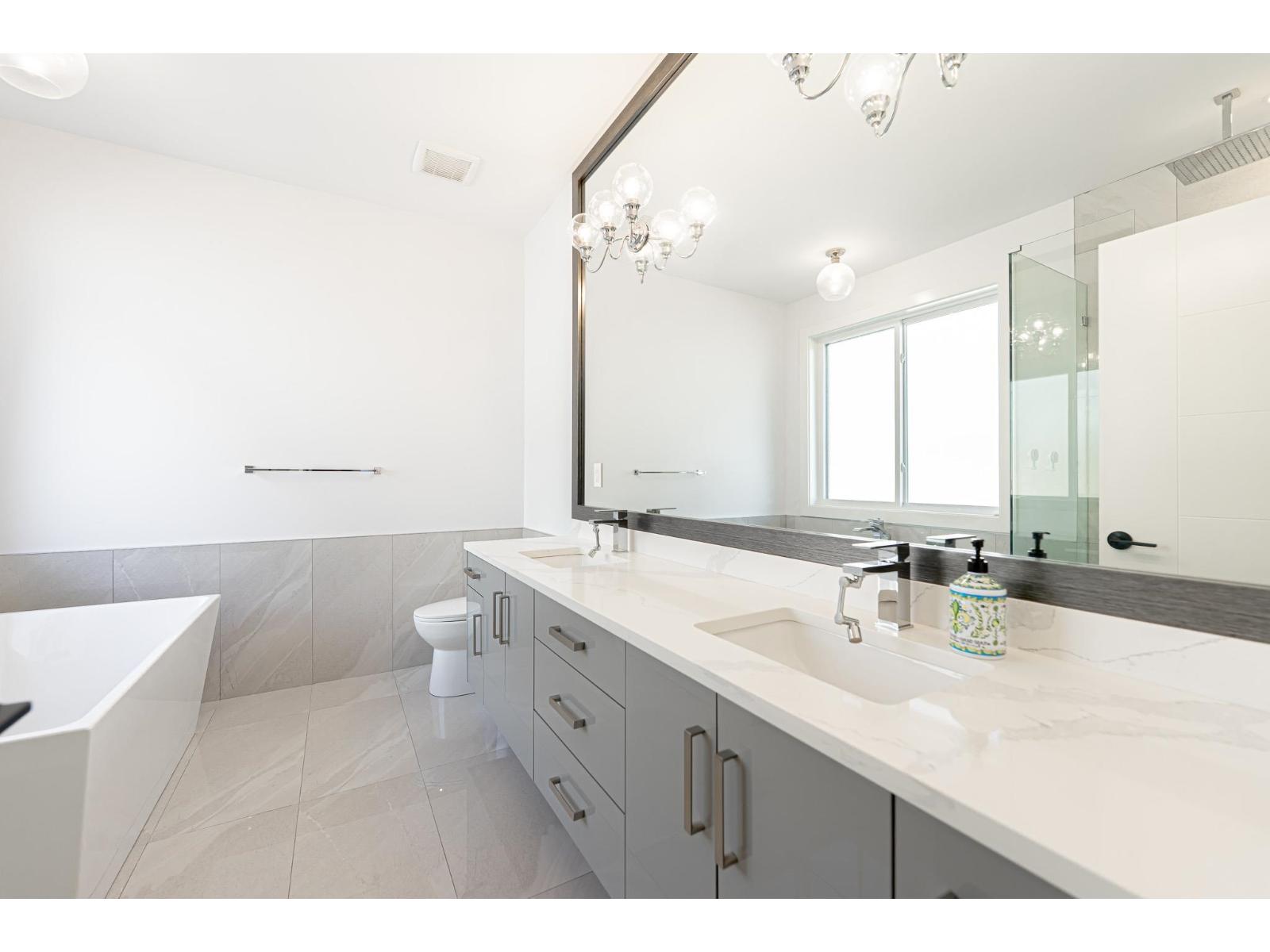 16755 16a Avenue, Surrey, British Columbia  V3Z 0B4 - Photo 24 - R3058127