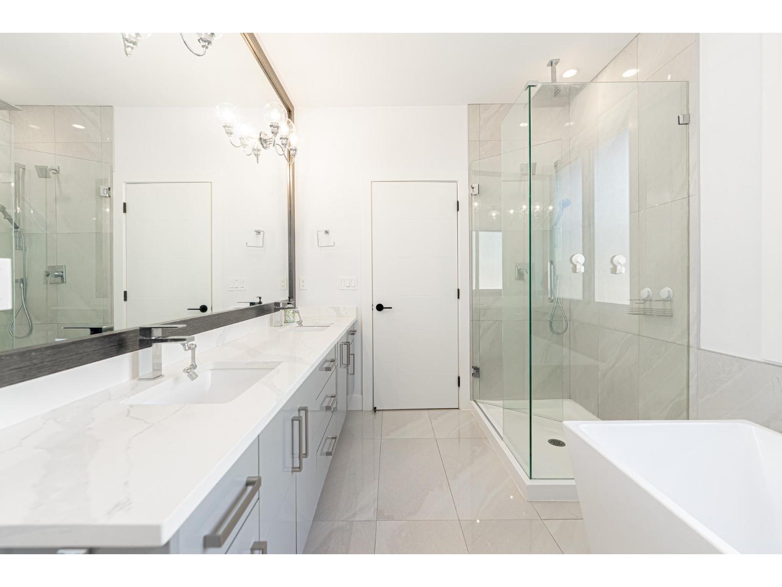16755 16a Avenue, Surrey, British Columbia  V3Z 0B4 - Photo 23 - R3058127