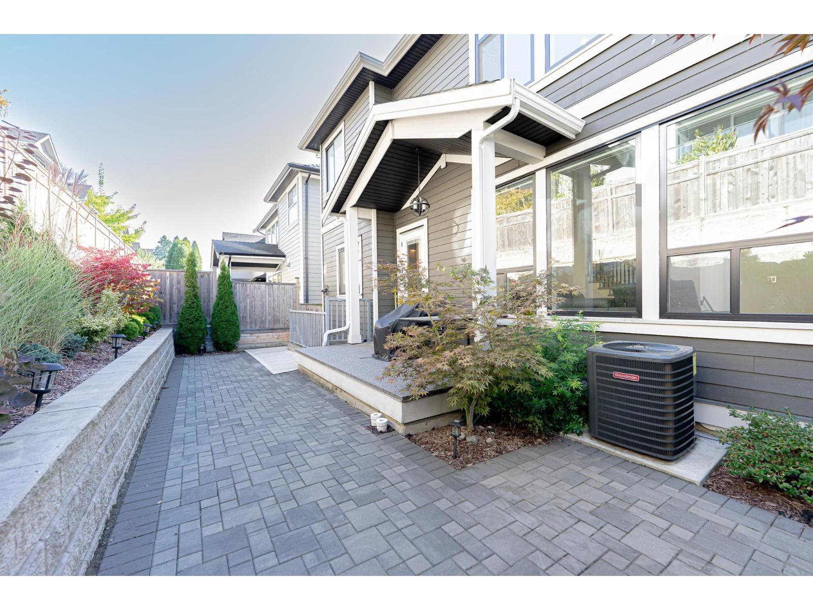 16755 16a Avenue, Surrey, British Columbia  V3Z 0B4 - Photo 38 - R3058127