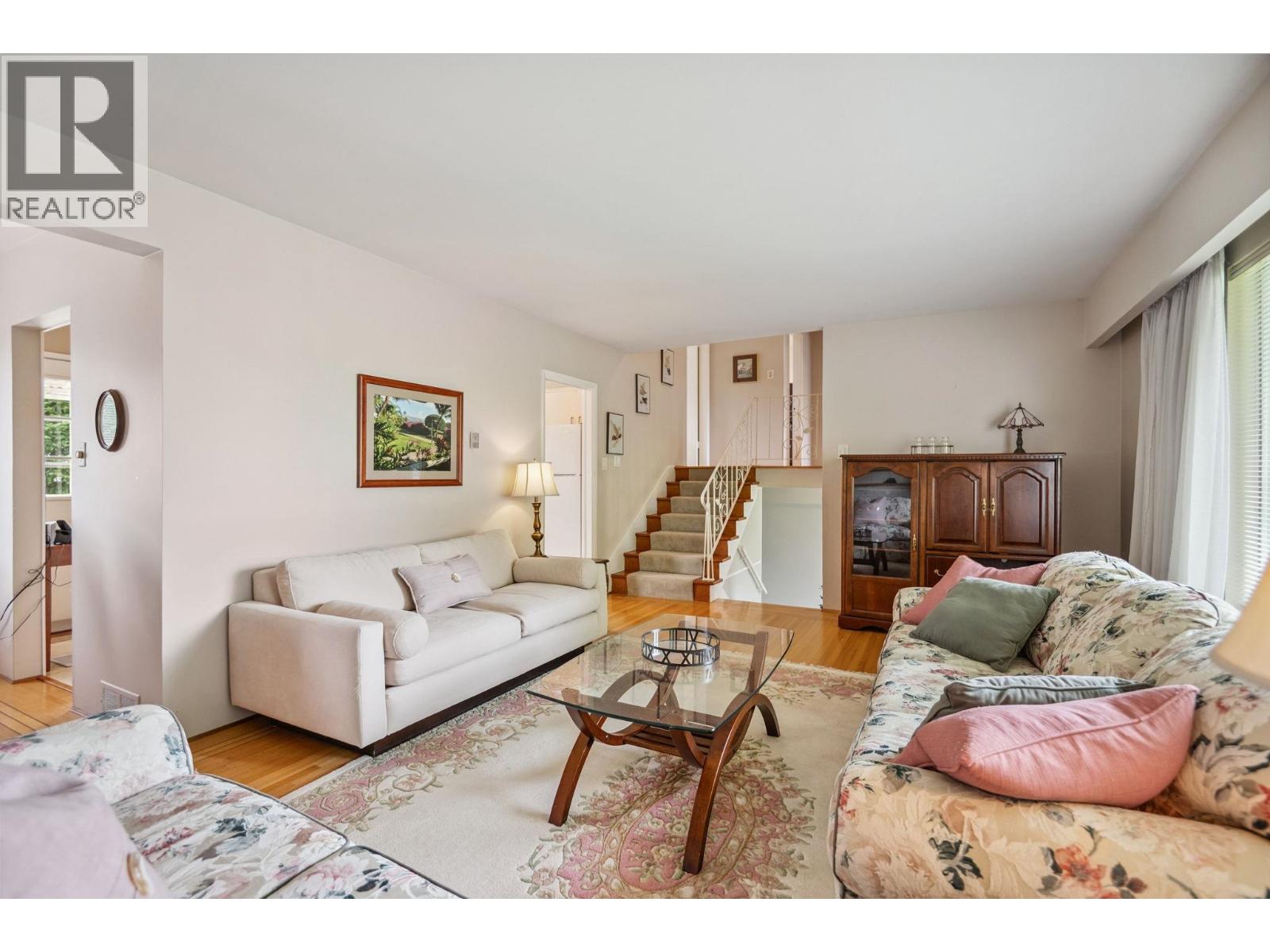 10699 Dennis Crescent, Richmond, British Columbia  V7A 3S2 - Photo 5 - R3058154