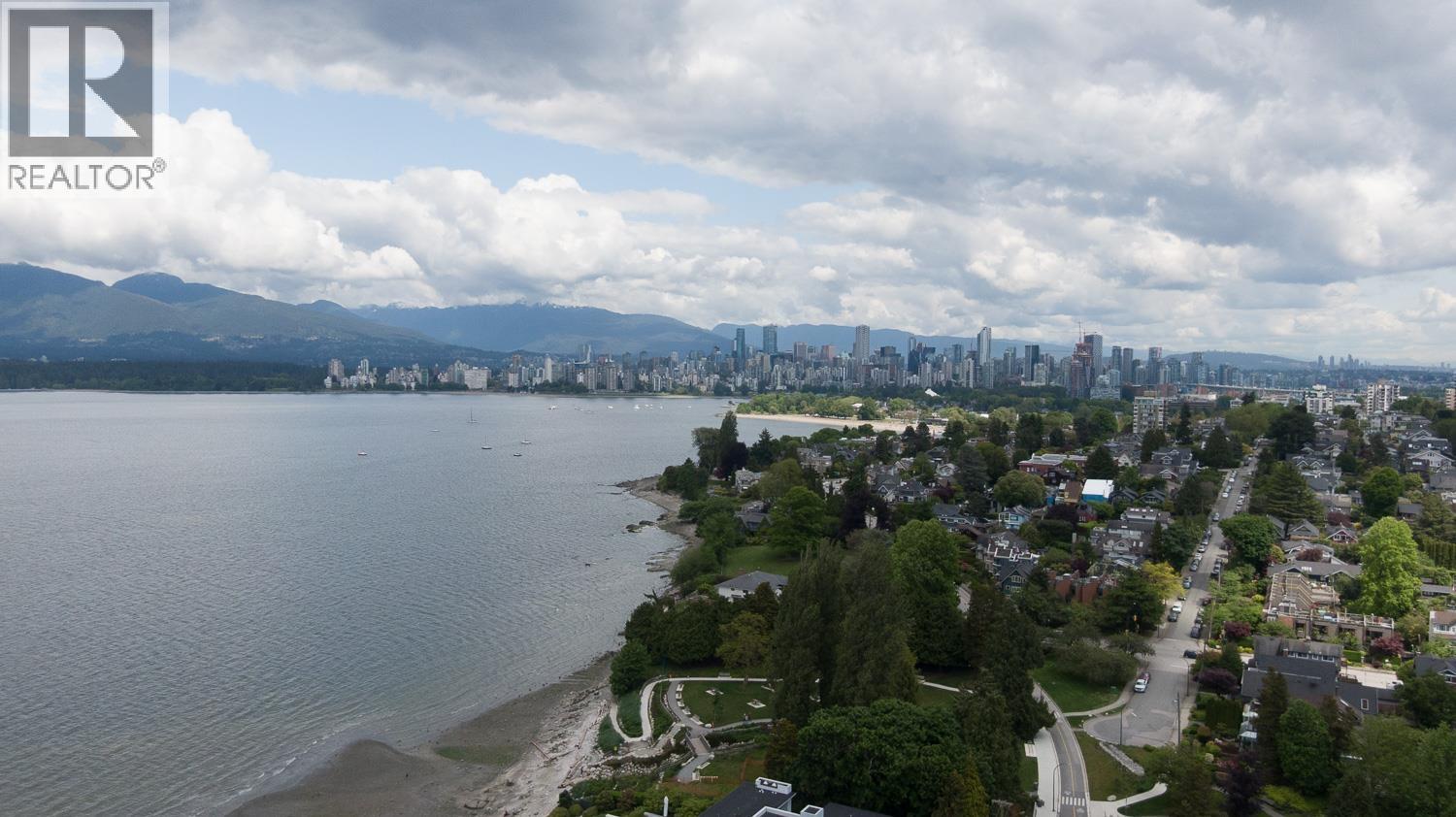 2988 Point Grey Road, Vancouver, British Columbia  V6K 1B1 - Photo 2 - R3058199