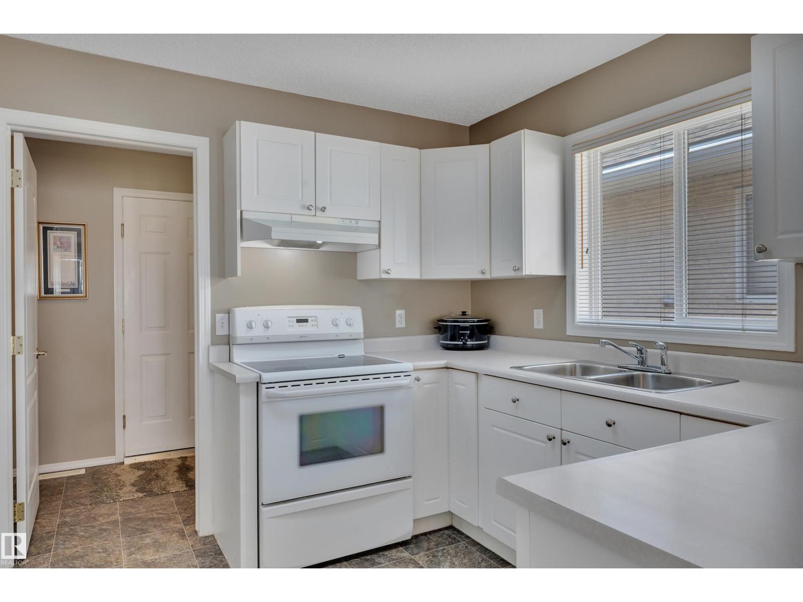 14428 Miller Bv Nw, Edmonton, Alberta  T5Y 2Y6 - Photo 5 - E4462045