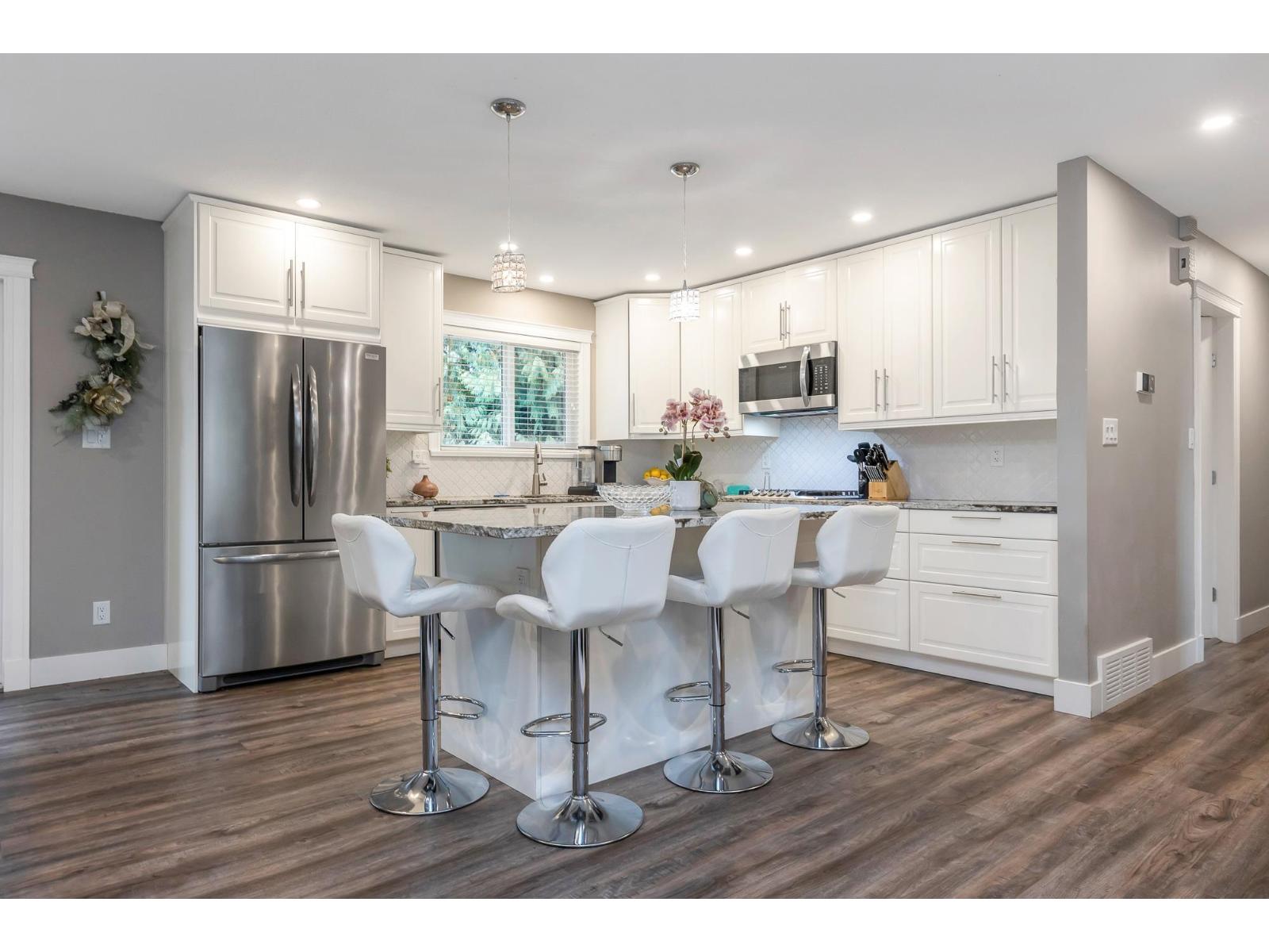 34632 Devon Crescent, Abbotsford, British Columbia  V2S 2X6 - Photo 5 - R3057765