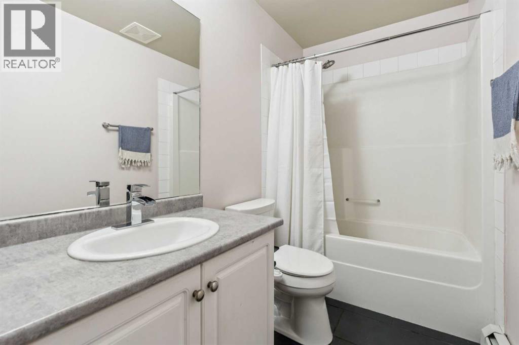 303, 4327 75 Street Nw, Calgary, Alberta  T3B 2M7 - Photo 11 - A2264234