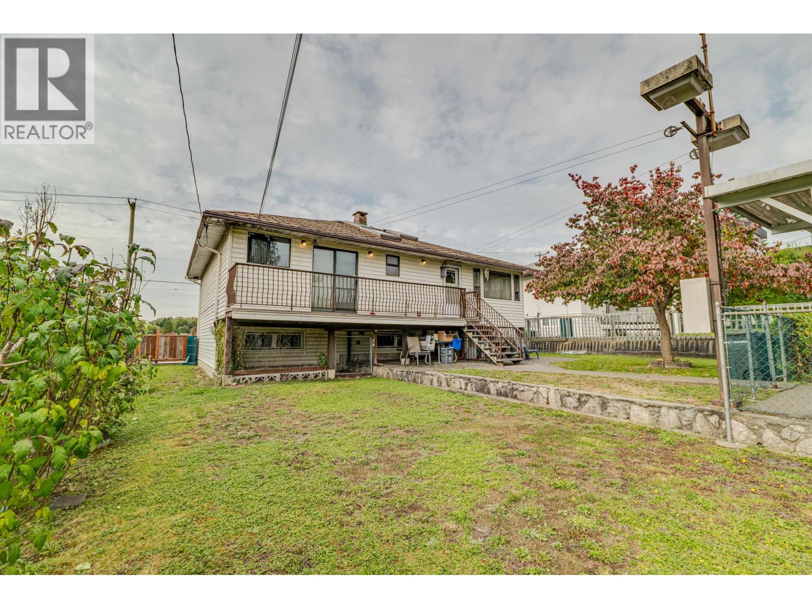 4638 Royal Oak Avenue, Burnaby, British Columbia  V5G 3M5 - Photo 32 - R3057813