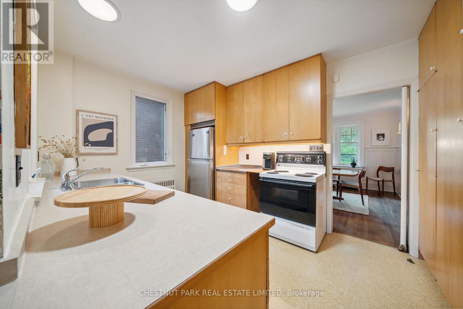36 Glenview Avenue, Toronto, Ontario  M4R 1P6 - Photo 12 - C12461575