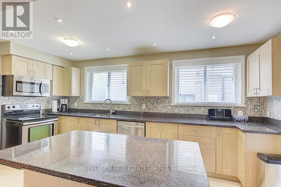 47 Bessarion Road, Toronto, Ontario  M2K 1H8 - Photo 12 - C12461594