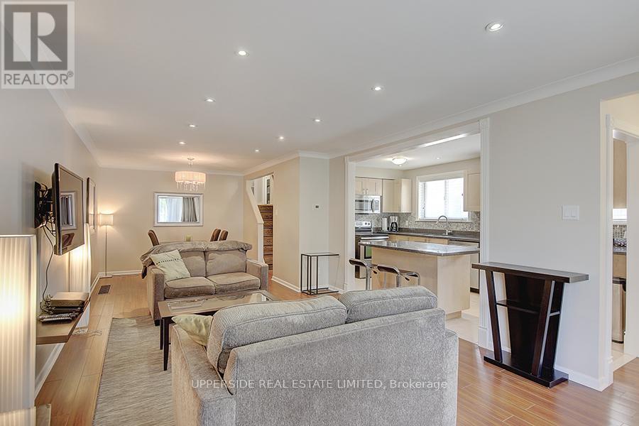 47 Bessarion Road, Toronto, Ontario  M2K 1H8 - Photo 6 - C12461594