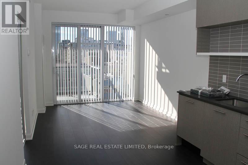 806 - 435 Richmond Street W, Toronto, Ontario  M5V 0N3 - Photo 2 - C12461596