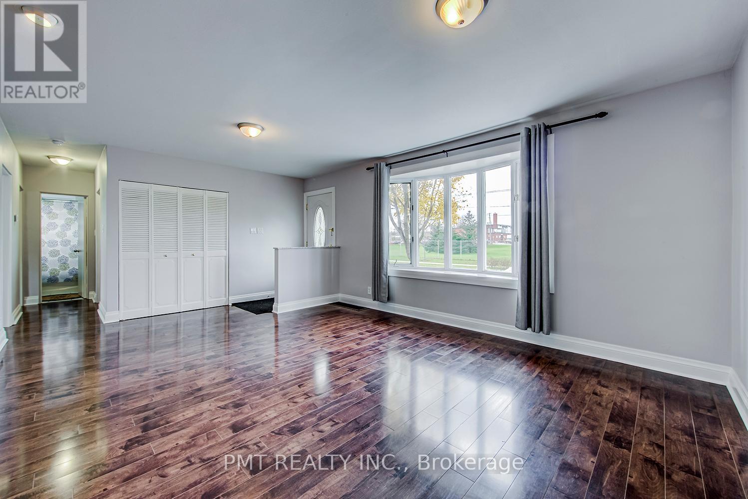 Upper - 11 Bellefontaine Street, Toronto, Ontario  M1S 1J6 - Photo 9 - E12461587
