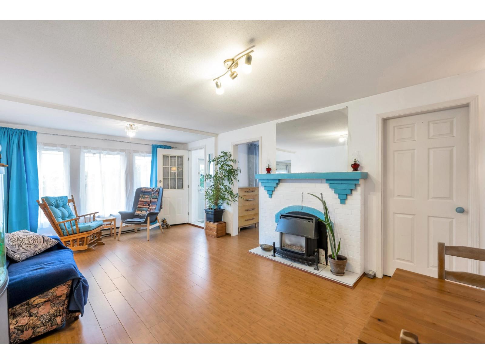 32881 1st Avenue, Mission, British Columbia  V2V 1E8 - Photo 5 - R3030019