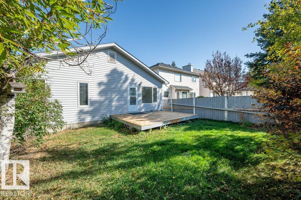 840 113a St Nw Nw, Edmonton, Alberta  T6J 6W4 - Photo 30 - E4460223