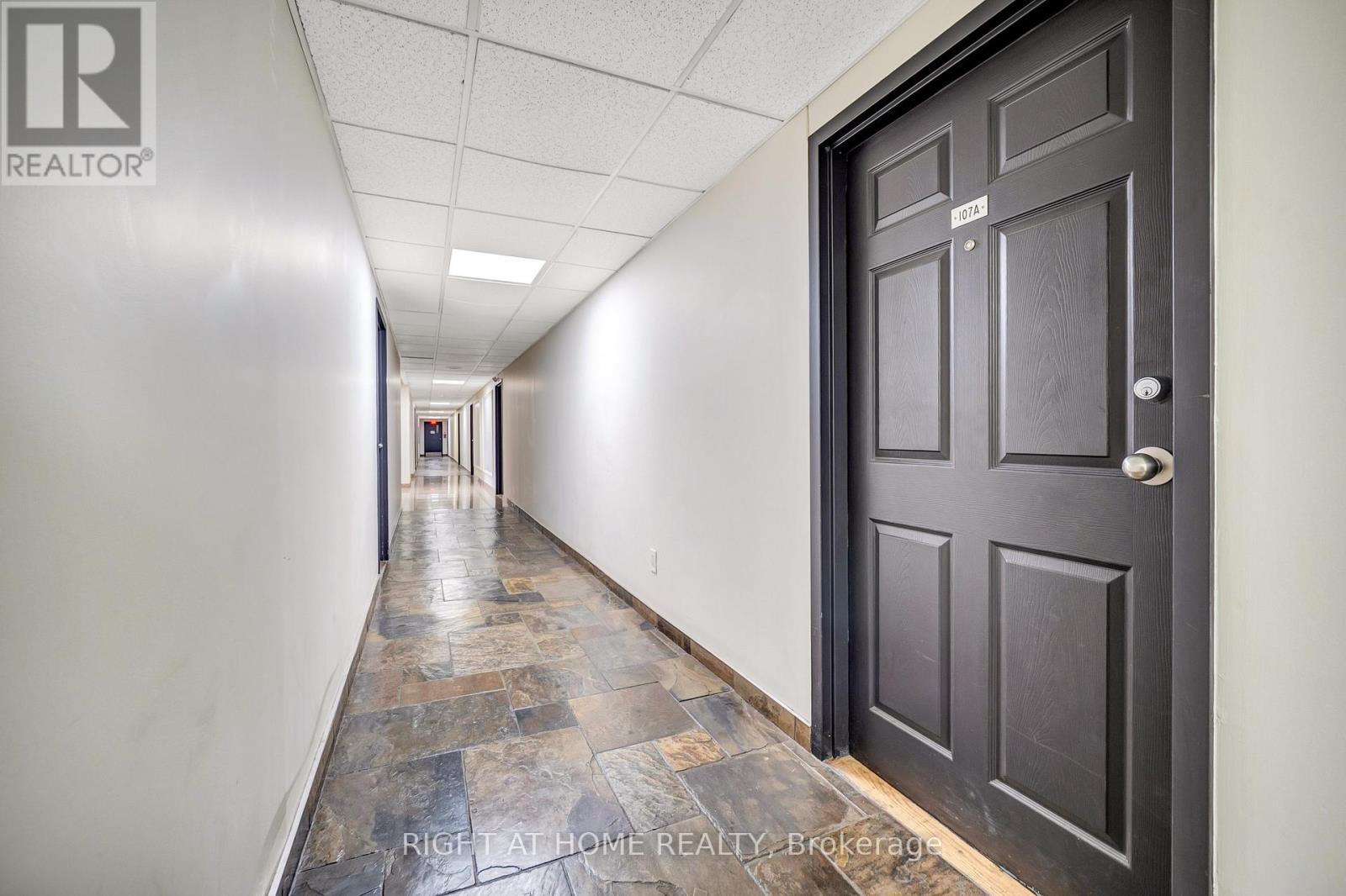 107a - 7398 Yonge Street, Vaughan, Ontario  L4J 8J2 - Photo 7 - N12461586