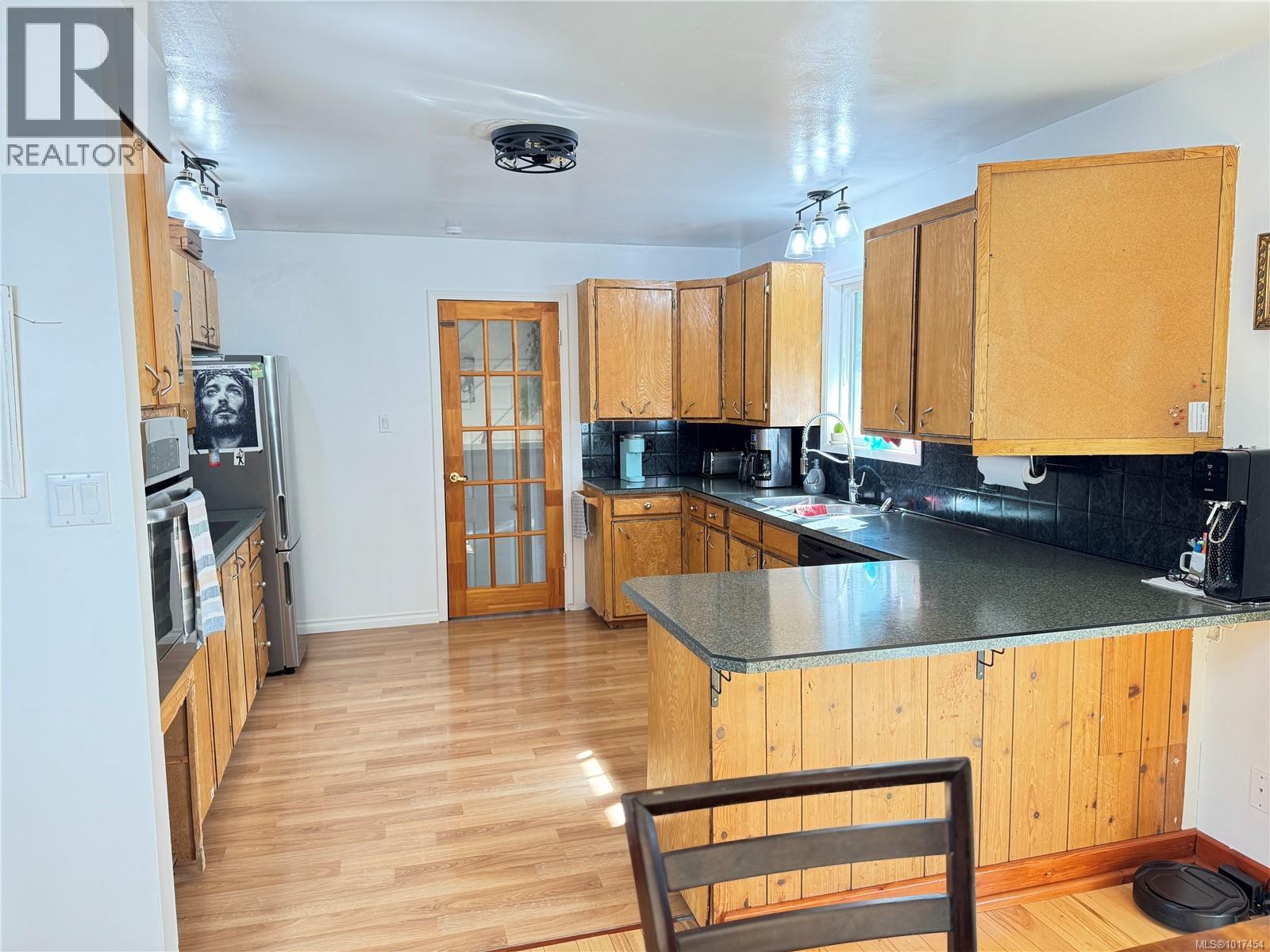 1037 Tranfield Rd, Errington, British Columbia  V9P 2T3 - Photo 5 - 1017454