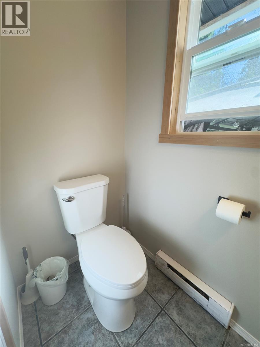 1037 Tranfield Rd, Errington, British Columbia  V9P 2T3 - Photo 16 - 1017454